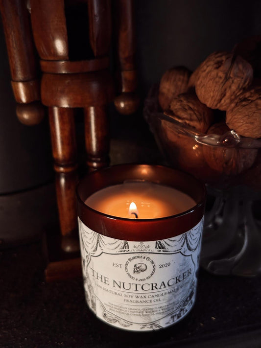 Nutcracker Candle – Sweet Orange, Warm Nuts, and Coffee Scent